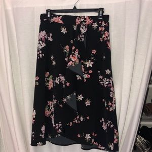 14th & Union Floral Skirt